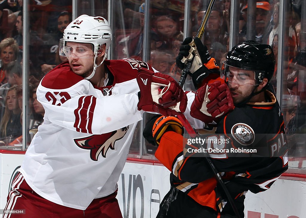 Arizona Coyotes v Anaheim Ducks