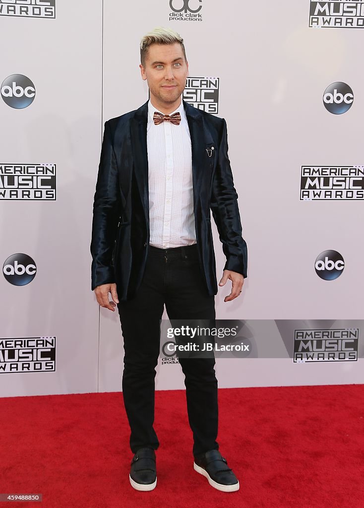 2014 American Music Awards - Arrivals