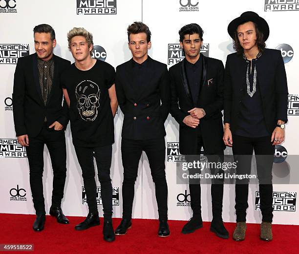 One Direction band members Liam Payne, Niall Horan, Louis Tomlinson, Zayn Malik and Harry Styles attend the 42nd Annual American Music Awards at the...