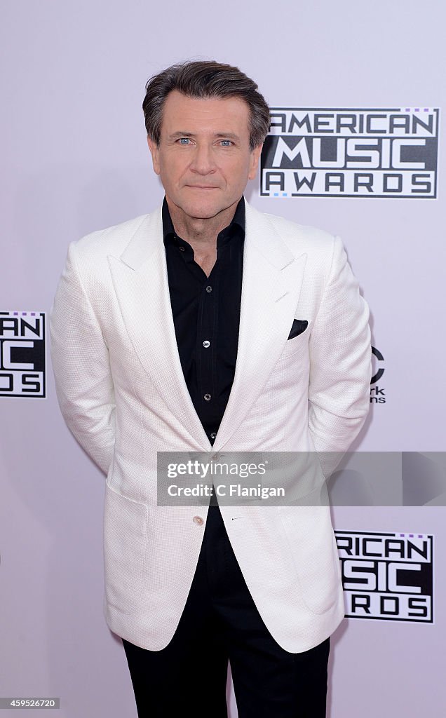 42nd Annual American Music Awards - Arrivals