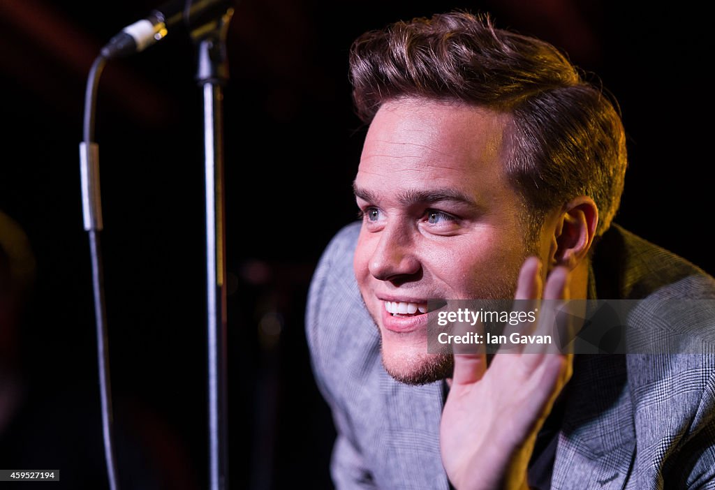 Olly Murs Album Signing