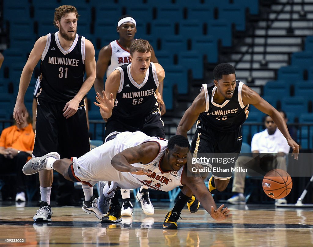 2014 MGM Grand Main Event Basketball Tournament - Milwaukee v Louisiana-Lafayette
