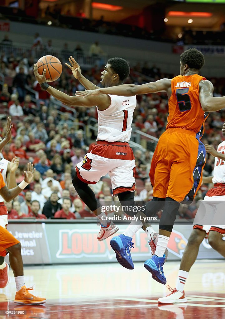 Savannah State v Louisville