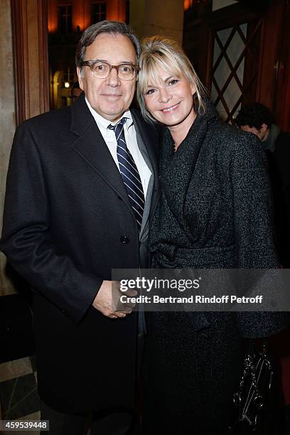 Group TF1 Nonce Paolini and his wife Catherine Falgayrac attend the 'Ma Vie Revee' : Michel Boujenah One Man Show at Theatre Edouard VII on November...