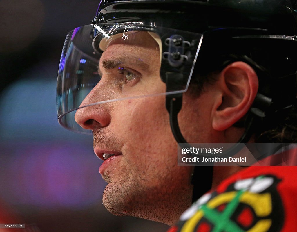 Colorado Avalanche v Chicago Blackhawks