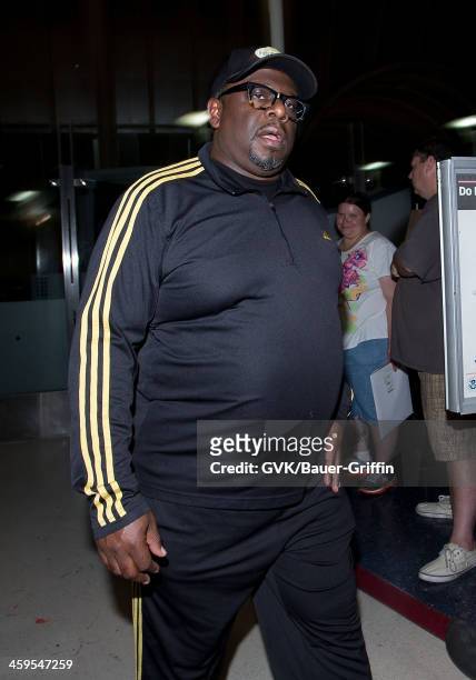 Cedric the Enertainer arrives at LAX on September 07, 2013 in Los Angeles, California.