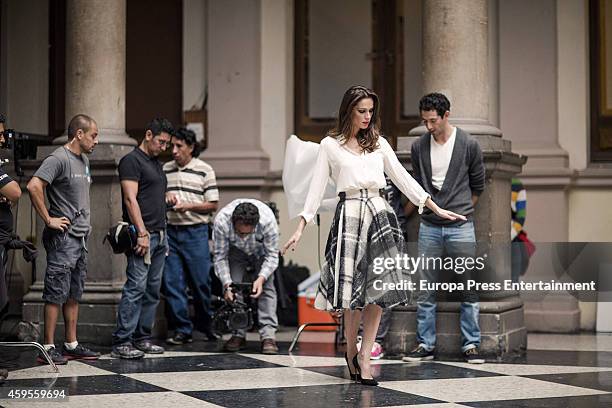 Model and actres Mar Saura attends the set filming of the campaign 'Vivir es increible' on November 24, 2014 in Mexico City, Mexico.