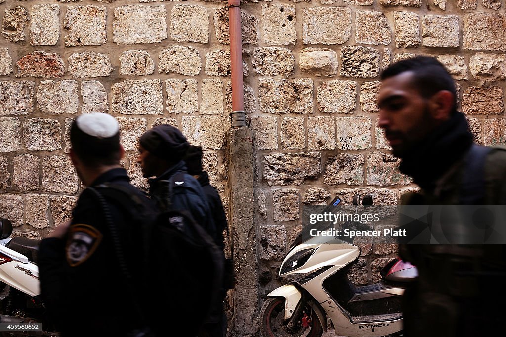Jerusalem: Tensions And Rituals In A Divided City