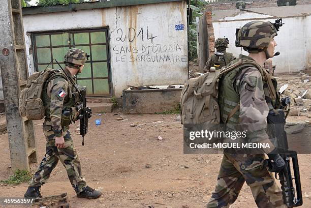 Rcp Ranges Army 59 1er Rcp Stock Photos, High-Res Pictures, and Images - Getty Images