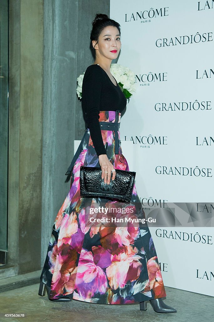 LANCOME "Grandiose Mascara" Launch - Photo Call