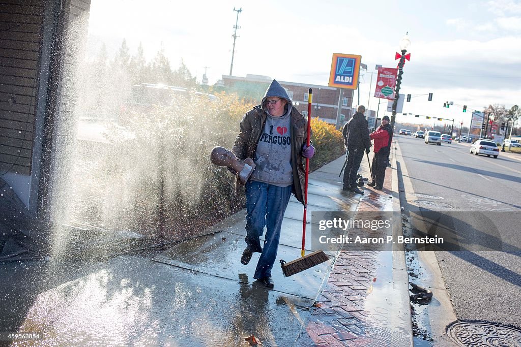 Riots After Grand Jury Decision Rip Apart Ferguson, Missouri