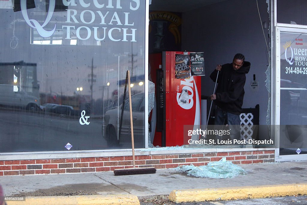 Cleanup in Ferguson following protests