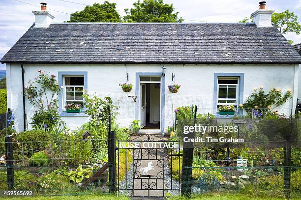 Quaint Ranch 821 Quaint House Stock Photos, High-Res Pictures, and Images - Getty Images