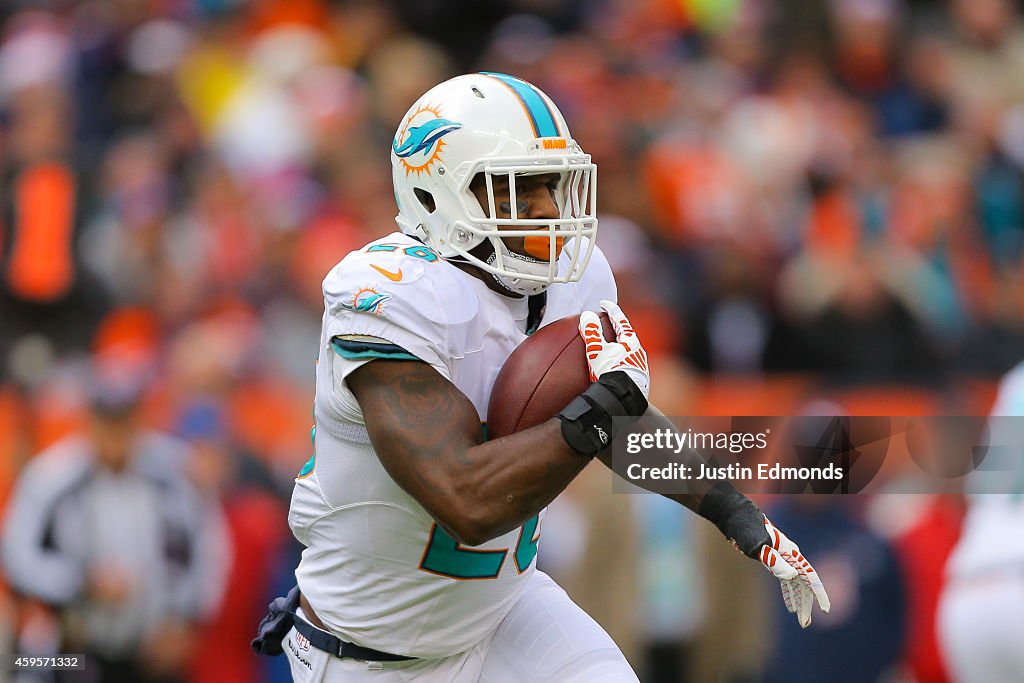 Miami Dolphins v Denver Broncos