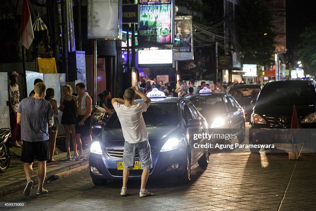 Australian Holiday Makers Celebrate 'Schoolies' Week In Bali