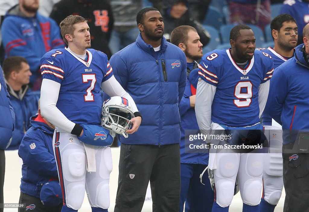 Miami Dolphins v Buffalo Bills