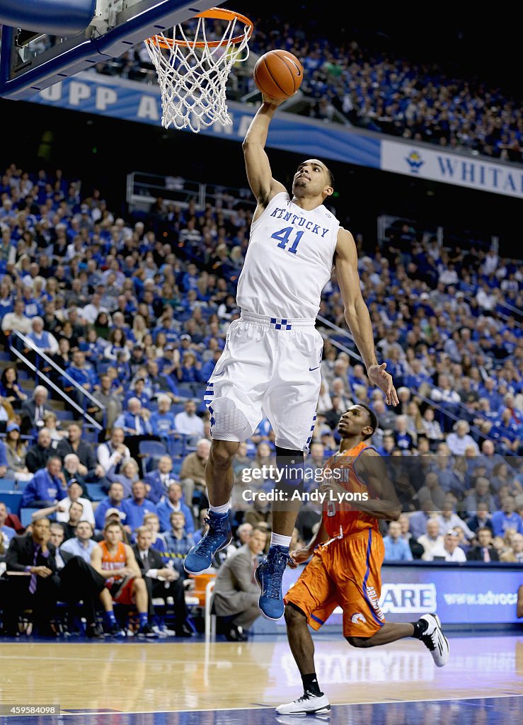 Texas-Arlington v Kentucky