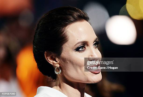 Angelina Jolie attends the UK Premiere of "Unbroken" at Odeon Leicester Square on November 25, 2014 in London, England.