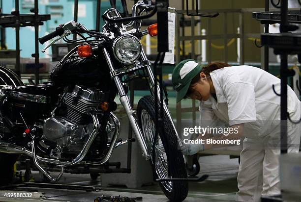 67 Inside A Honda Motorcycle Factory Stock Photos High Res Pictures 67-inside-a-honda-motorcycle-factory-stock-photos-high-res-pictures