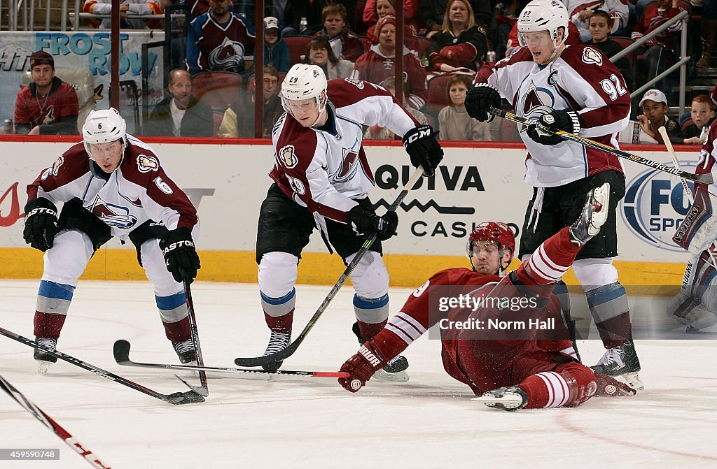 Colorado Avalanche v Arizona Coyotes