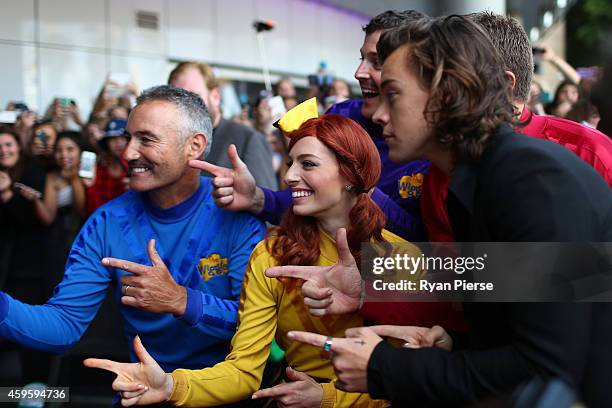 Harry Styles from One Direction poses with The Wiggles at the 28th Annual ARIA Awards 2014 at the Star on November 26, 2014 in Sydney, Australia.