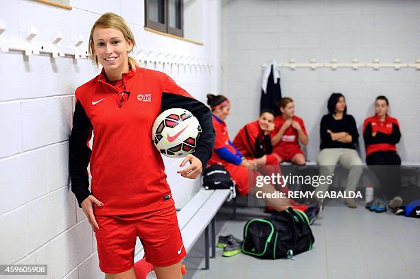 97 Robin Roche Stock Photos, High-Res Pictures, and Images - Getty Images