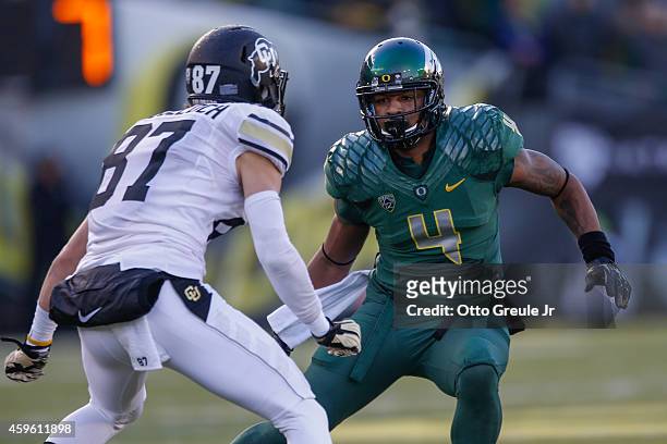 Safety Erick Dargan of the Oregon Ducks defends against wide receiver Tyler McCulloch of the Colorado Buffaloes at Autzen Stadium on November 22,...
