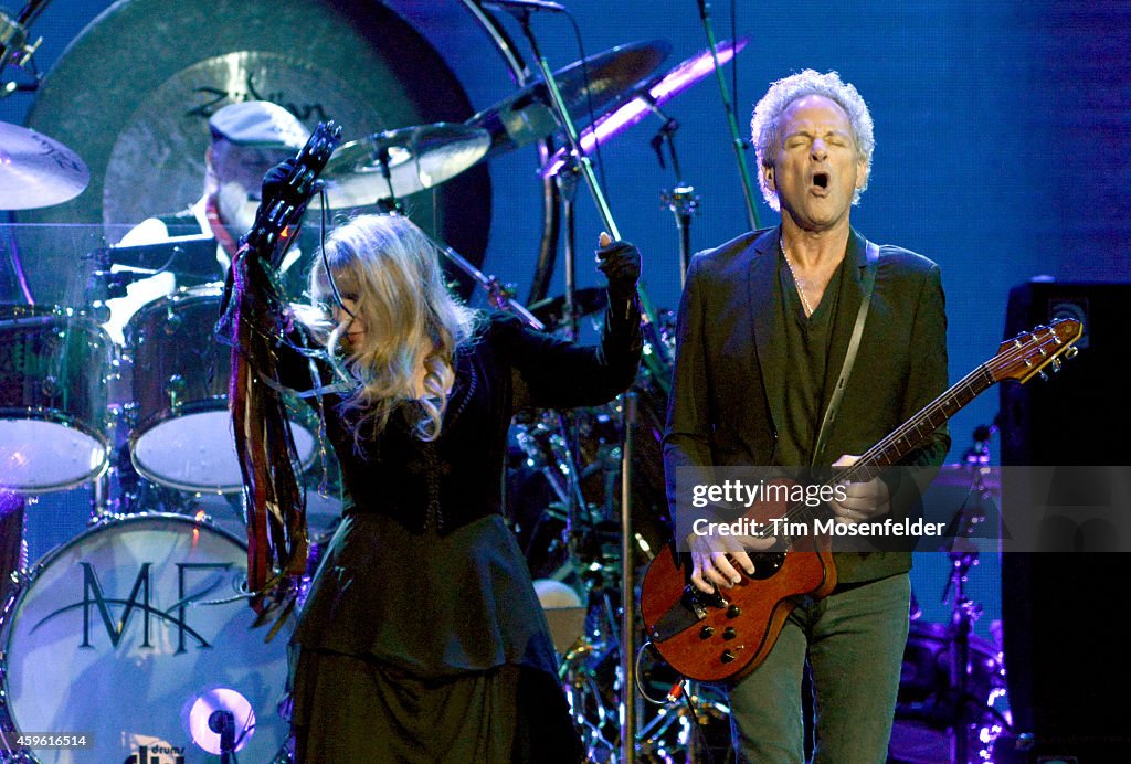 Fleetwood Mac In Concert - San Jose, CA