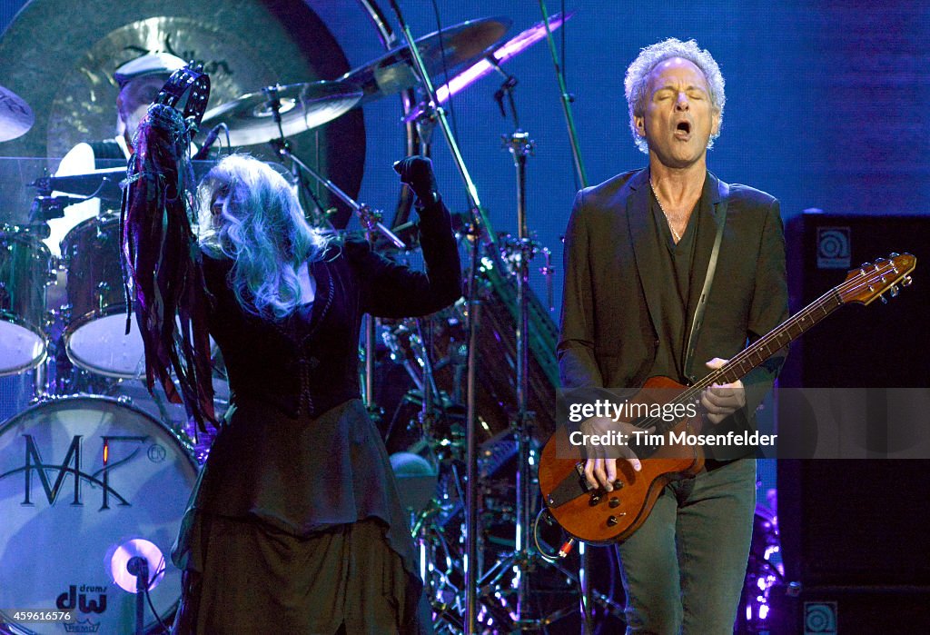 Fleetwood Mac In Concert - San Jose, CA