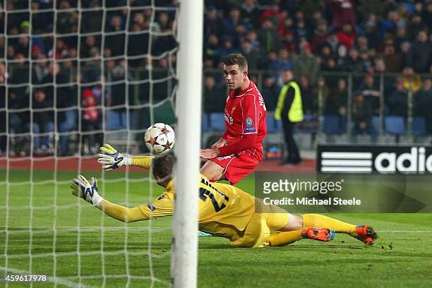 Jordan Henderson of Liverpool scores his sides second goal during the UEFA Champions League Group B match between Ludogorets Razgrad and Liverpool at...
