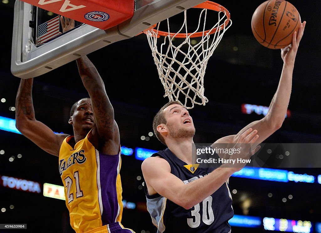 Memphis Grizzlies v Los Angeles Lakers