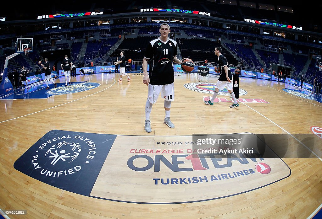 Fenerbahce Ulker Istanbul v PGE Turow Zgorzelec  - Turkish Airlines Euroleague