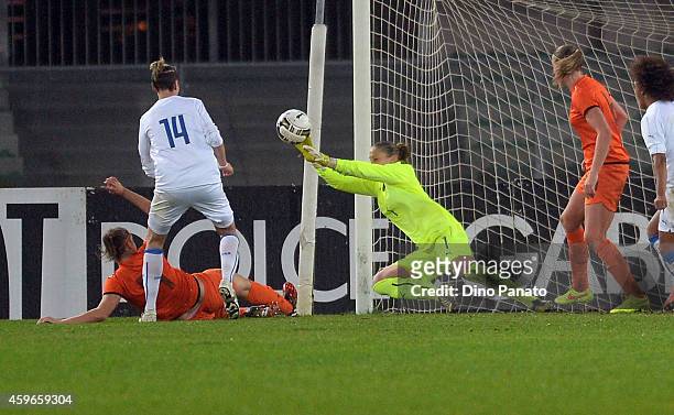 Laura Giuliani goalkeeper of Italy in action during the FIFA Women's World Cup Qualifier match between Italy and Netherlands at Stadio Marc'Antonio...