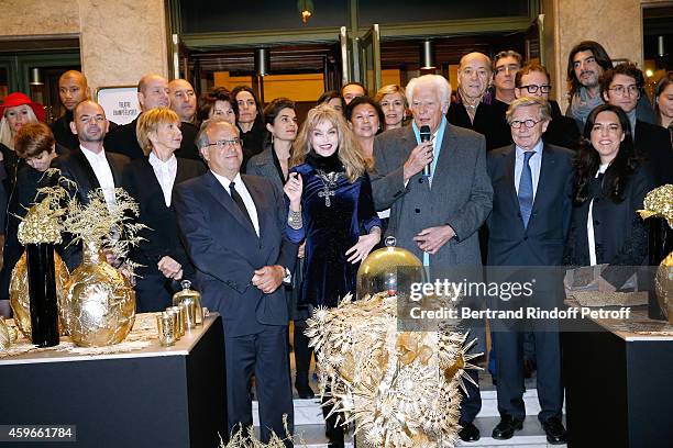 Marie-Christiane Marek, Professor David Khayat, actress Arielle Dombasle, President of "Comite Montaigne" Jean-Claude Cathalan, Guest and Barbara...