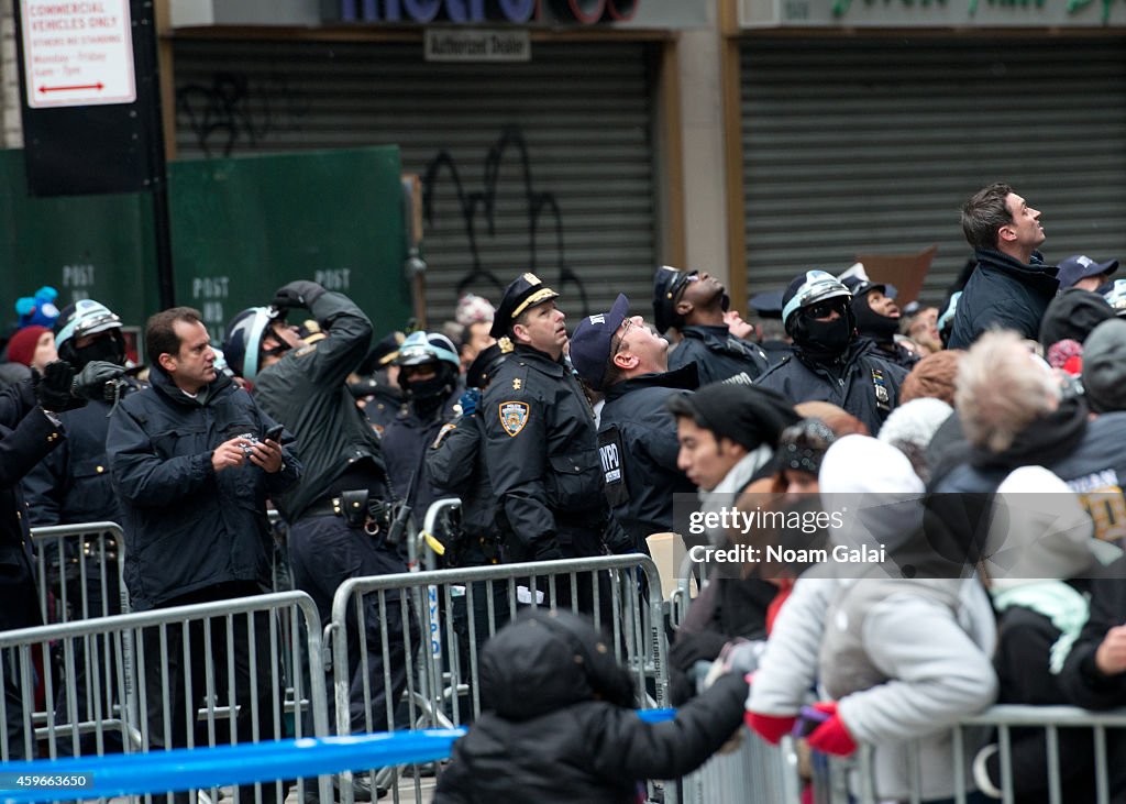 Arrests Made For Alleged Plans To Disrupt Macy's 2014 Thanksgiving Day Parade Over Ferguson Decision