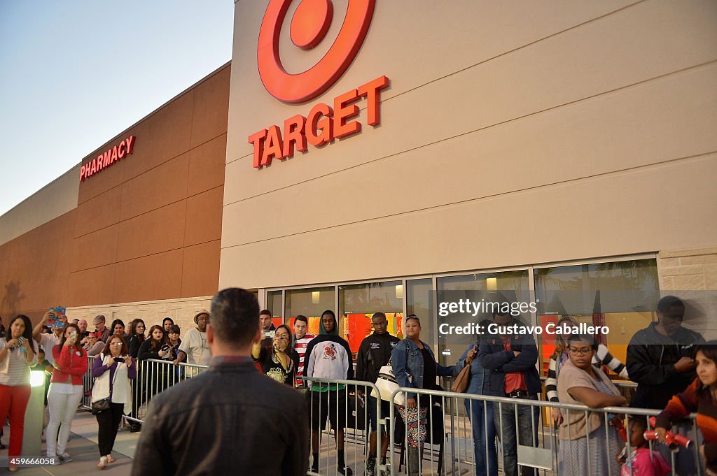 Black Friday At Target Dadeland South In Miami