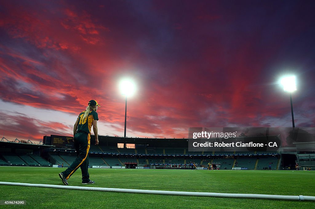 TAS v QLD - WT20