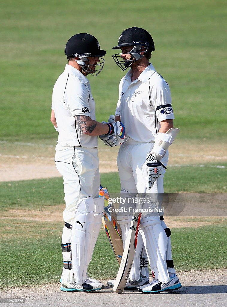 Pakistan v New Zealand - 3rd Test Day Two