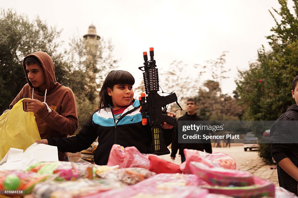 Jerusalem: Tensions And Rituals In A Divided City