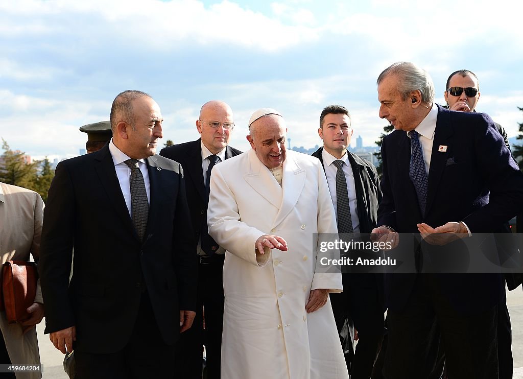Pope Francis visits Anitkabir in Ankara, Turkey
