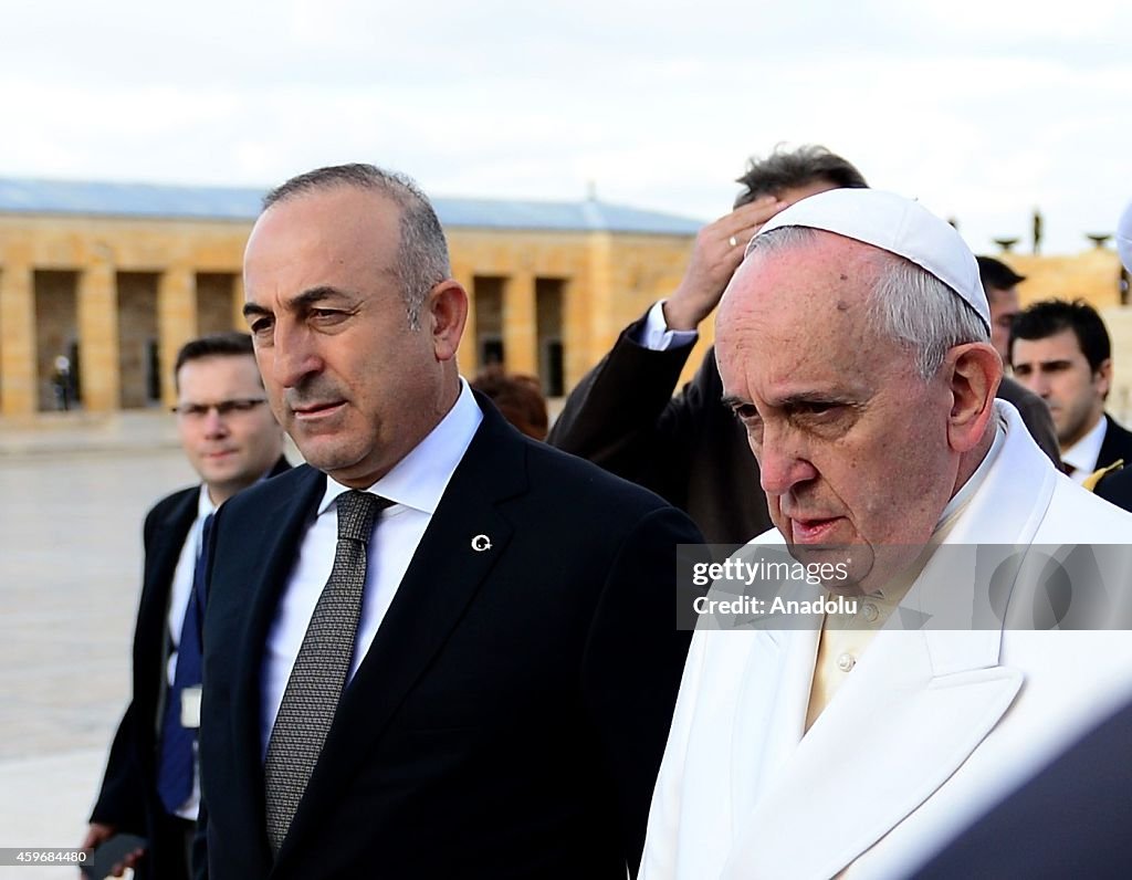 Pope Francis visits Anitkabir in Ankara, Turkey