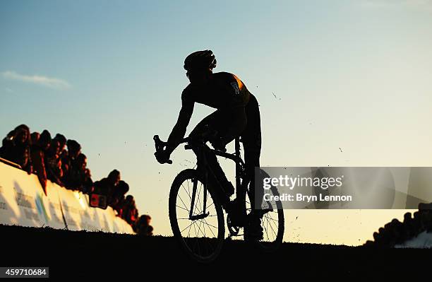 Belgium National Champion Sven Nys starts his final lap during the UCI Cyclocross World Cup in Campbell Park on November 29, 2014 in Milton Keynes,...