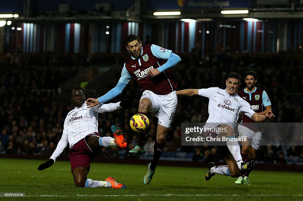 Burnley v Aston Villa - Premier League