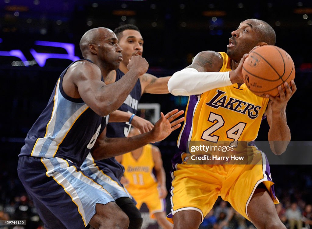 Memphis Grizzlies v Los Angeles Lakers