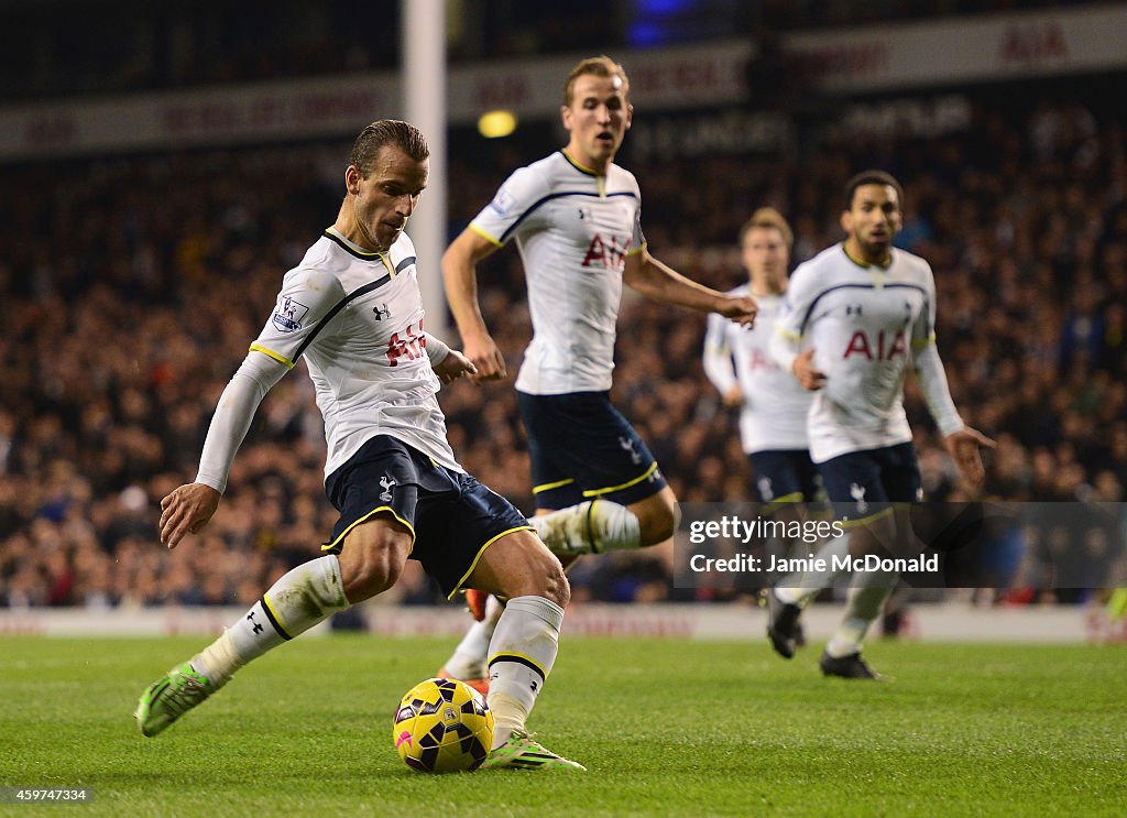 Tottenham Hotspur v Everton - Premier League