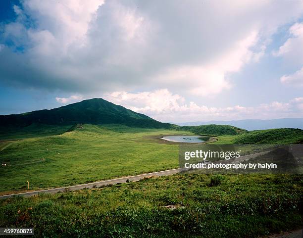 aso kusasenri - kumamoto - fotografias e filmes do acervo