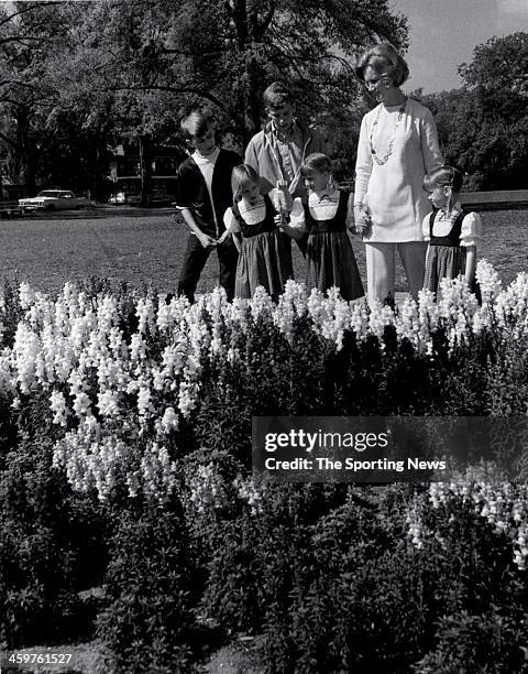 Harmon Killebrew family on March 22, 1970 at Tinker Field in Orlando, Florida. His wife Elaine and his children, Cameron 13, Kenneth 11, Kathy 6 and...