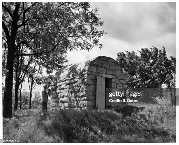 View a slave cell on the old Santa Fe Trail at Arrow Rock, Missouri. Circa 1940.