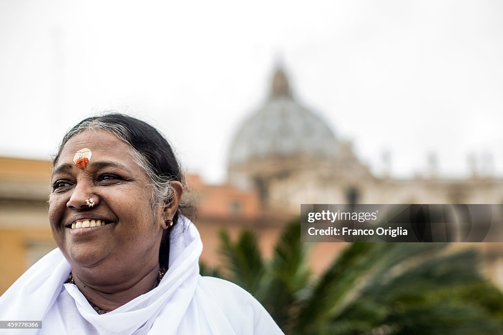 Mata Amritanandamayi Visits The Vatican