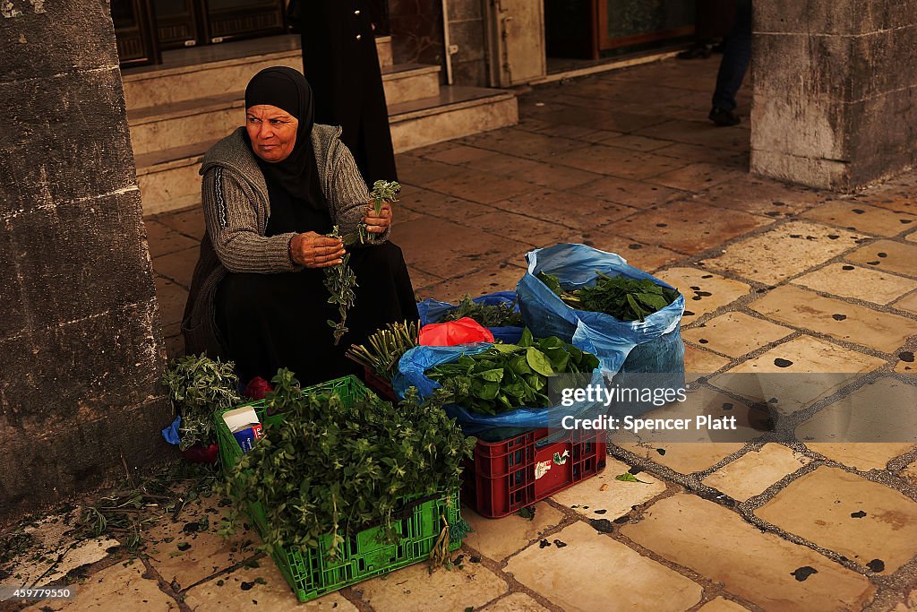 Jerusalem: Tensions And Rituals In A Divided City